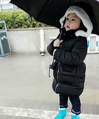 "妈妈,肯定是雨婆婆家忘记关水龙头啦(童言无忌)"