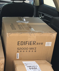 ����������