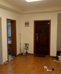 �����´���װ�޷��ݳ���