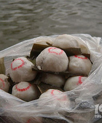 �����ڳ�ʲô��������ͳ��ʳ�ɲ�ֻ�����ţ�