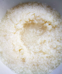 土法制作的酒酿:淡淡的酒香,甜甜的味!
