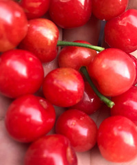 �±�͵�Ե�ӣ�ң����źڲ�������ס�Ի����ģ�ɵ������ϲ����ӣ��