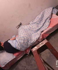 ͬ�����³��� ���ѱ����ſڹ�ҹ ������̫�����ȴ