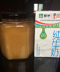 已经开始结晶的土蜂蜜自己吃不完只有几十斤