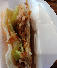 老潼关肉夹馍 外皮非常酥脆