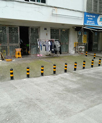 这个密度 能阻挡电动车进去吗?