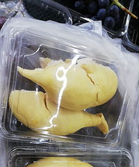 你敢在火车上吃榴莲吗?会被轰下去吧