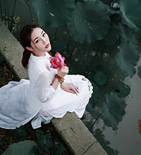 无穷般若花自在