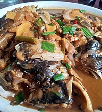 到了长潭 焉有不食鱼之理