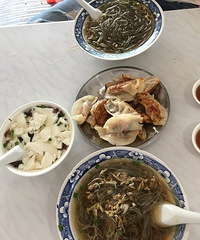 煎饺豆面碎 听说是很多黄岩人的早午餐