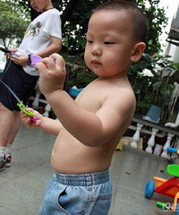 ���۸��᡿��ͬ������������ڴ���������