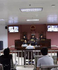 ѹ��һֻ������180��!��Ծ�����ǹ������в����