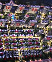 ��ѡ�۸� �ĸ�¥��8�¿����������������ĸ���