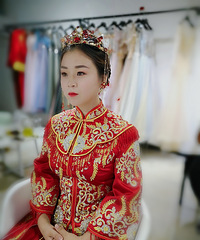 �Դ���Ӱʦ���� ��ɴ���˺ܶ���Ƭ