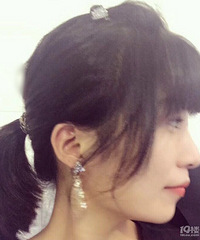 ���ǰ��˶��Ķ�������Ů���꣬��������