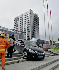 ���æ�����̿���̨�����ˣ���ô�찡��