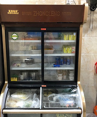 椒江商业街低价出餐饮设备