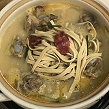 筒骨个大且骨汤浓郁