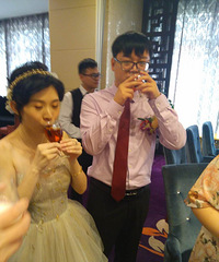 爱的孕妈结婚 双重光环傍身~