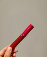 女生的化妆包里,是不是总少一支口红?