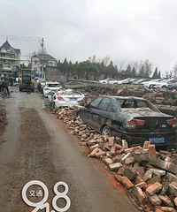 ����ع⣡�賿����һΧǽ������9������������