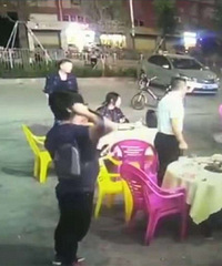 Ů�ӻ������������˵���������ϰ�ͦ������ȴ������