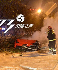 ����������һ������������û�ˣ����ӻ������˱�ը��ԭ���Ѳ���