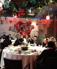 ũ�Һ��ʹݵĶ����� ��������ɫ��