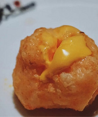 虾滑很嫩 添加了爆浆另一种风味 值得一试