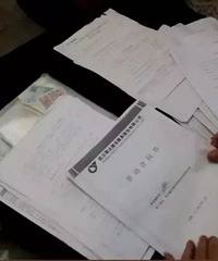 妻子发脾气,把丈夫的279万扔了!网友:败家娘们就这么来的吧