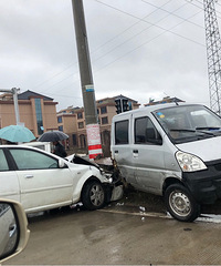 ���������ġ�ײ�ĺ�����С�����ĺ��涼ײû��