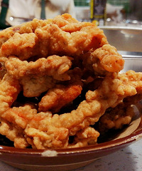 沉溺于煎蛋糍耙、现炸酥肉和干贡菜无法自拔