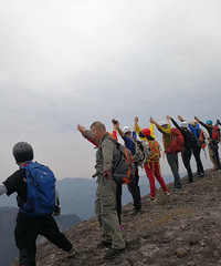 饭蒸岩神仙居穿越 到了就看到男神画像