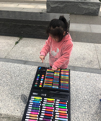 每个女孩都有一个画家梦
