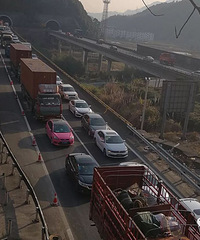 ����С���١�������һ��ʾ������̨�ݸ��ٽ�����������ָ��