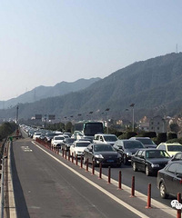 ����С���١�������һ��ʾ������̨�ݸ��ٽ�����������ָ��