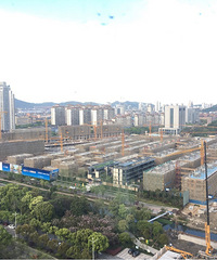 ���������� �ϵ��ӽǿ���һ��δ���ļң�