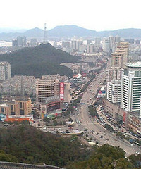 ����ǰ�ķ���ź����ǹ㳡