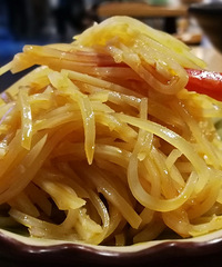 喝个皮蛋粥,单人套餐,两个女生管饱