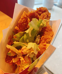 �����������ۣ�����С��Ϻ������������