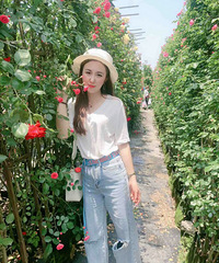 93��Ů166�ں��ݣ�������������һ��