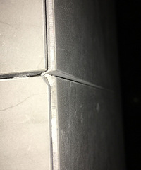 美缝缝隙留这么大?