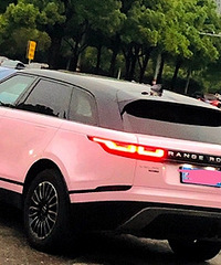 �����ǲ��Ǻ���Ů�ģ����Ǿ����أ�