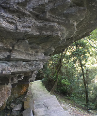 跟着南嵩岩导游词游南嵩岩,雁荡山世界地质公园的东园区
