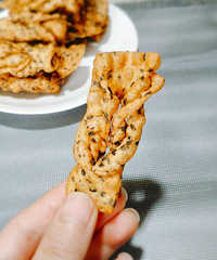 �����������������Ų棬�ڼ����ܷ����ţ�