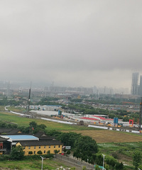 开发大道南侧,这块半圆形的地是在建什么