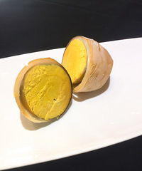 盐焗鹅蛋,能帮助消化,富含蛋白质