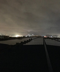 晚上烟雨中的跨海大桥和椒江二桥