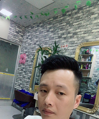 83��GG173�ٺ����з����Ҹ�̨��Ů��