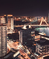 λ����¶���Ȧ֮���̨�ݣ�����Ϊ��չ������Σ�